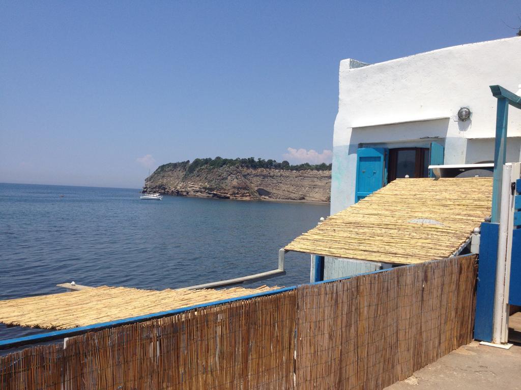 Azzurromare Residence Прочида Экстерьер фото